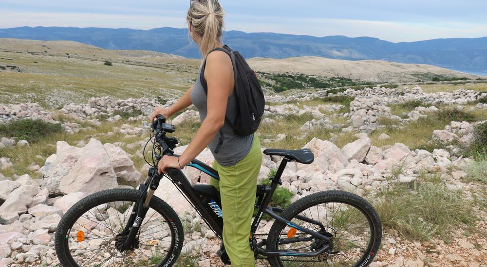 Electric Mountain Bike Rental in Baška