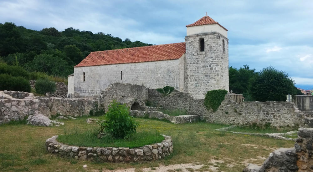 Easy Countryside e-Bike Tour in Baška