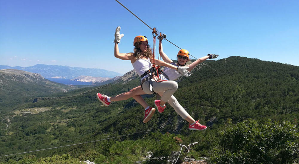 Zipline - šetnja među krošnjama u 7 dužina