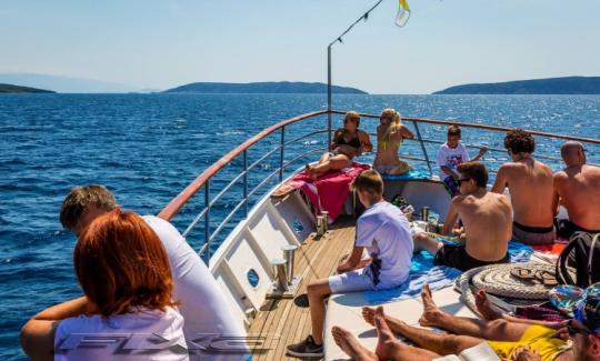 Golden Tour to Rab from Njivice and Malinska