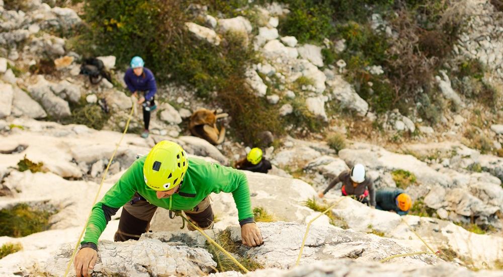 Free rock climbing above the Baška