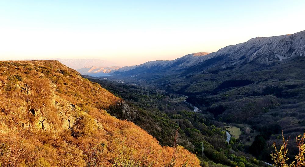 Noleggio di montagna elettrica eBike a Baška