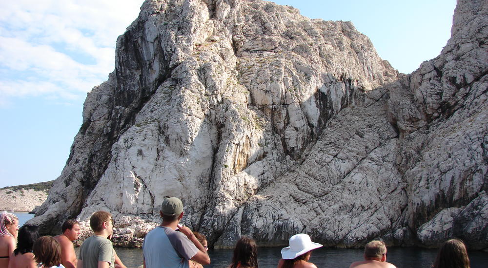 Izlet brodom na Goli otok i na Rajsku plažu (otok Rab)