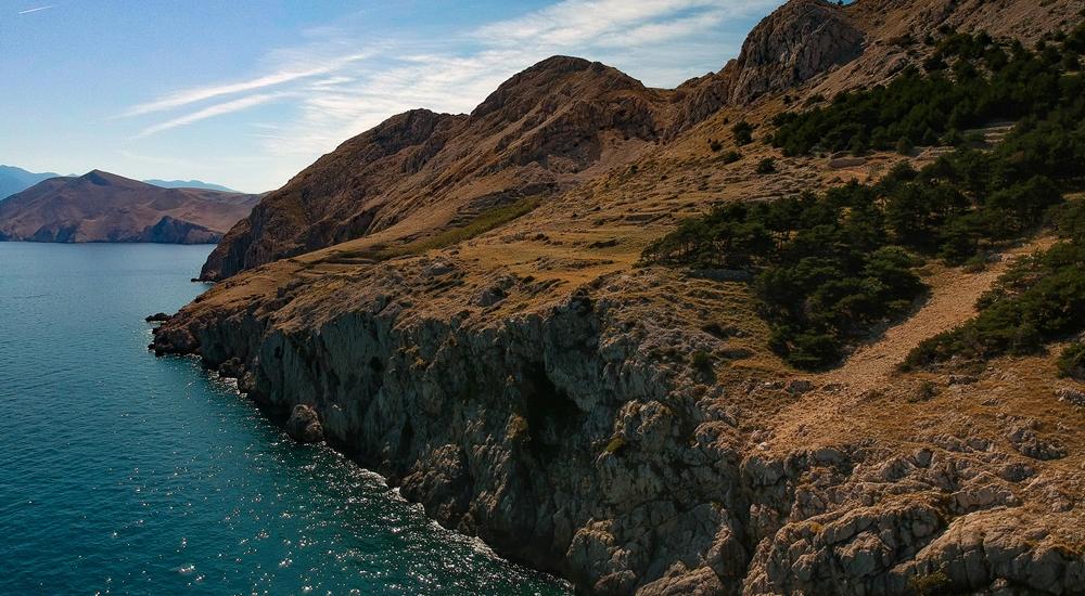 Arrampicata libera sopra la Baška