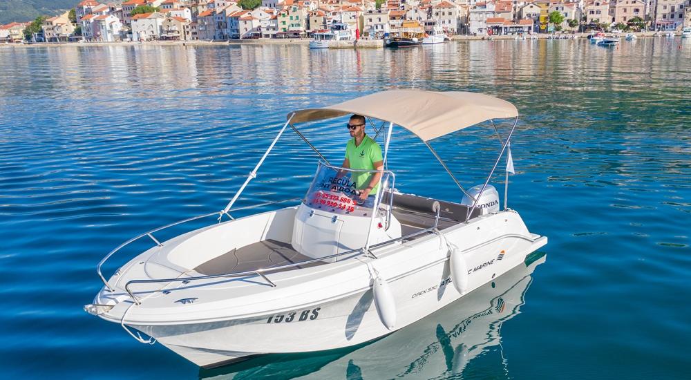 Rent a boat Atlantic Marine 530 for 6 persons